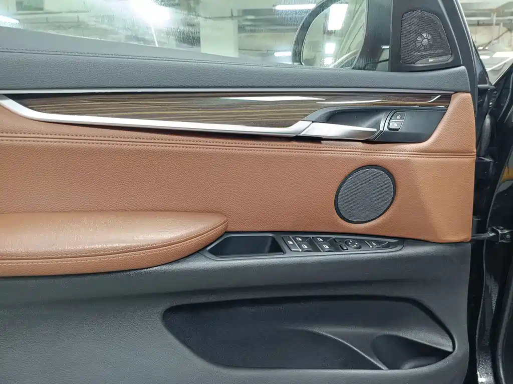 BMW X6 — миниатюра 13