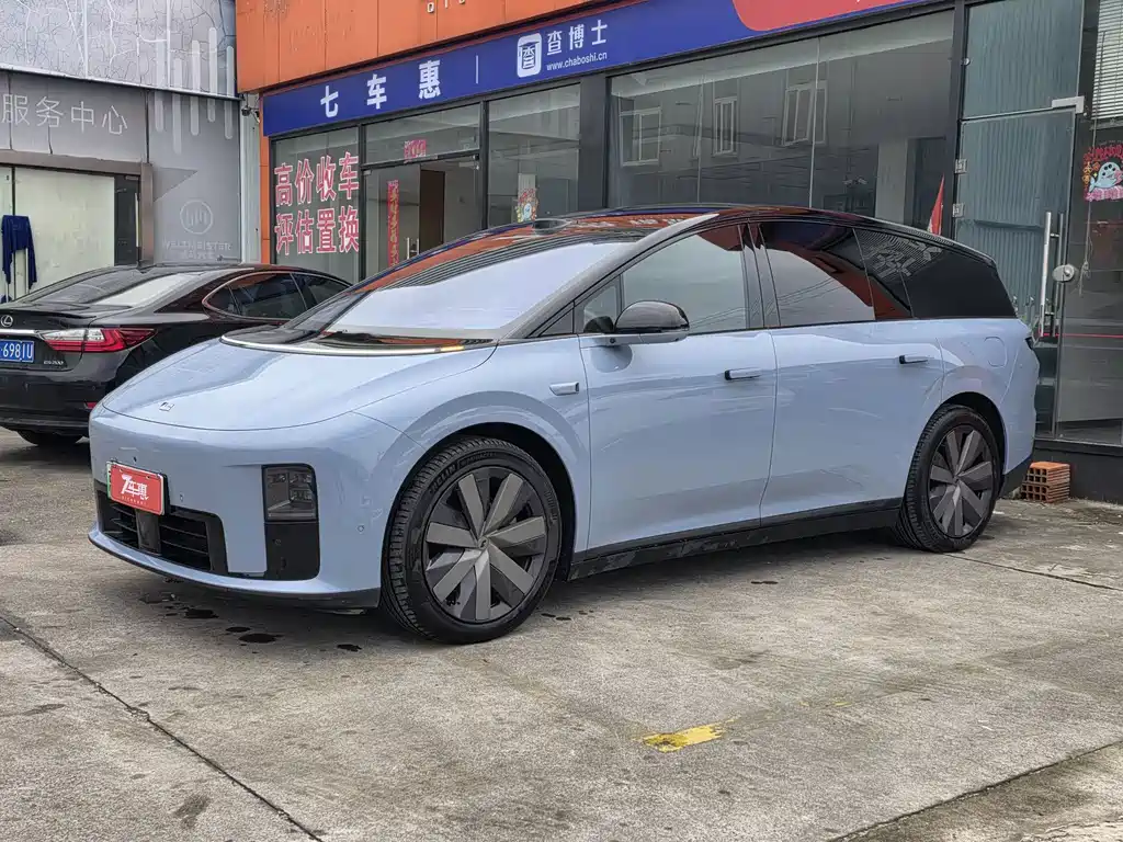 Li Auto Li i8