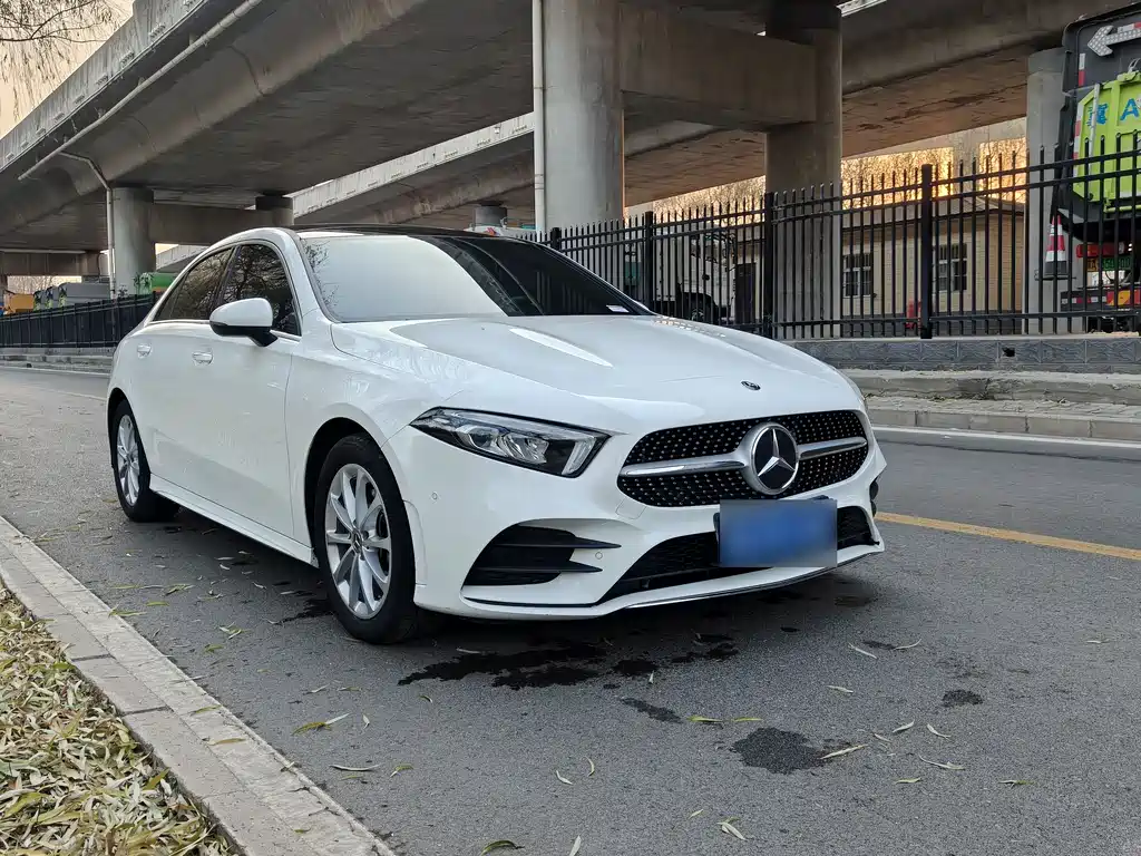 MERCEDES-BENZ A CLASS