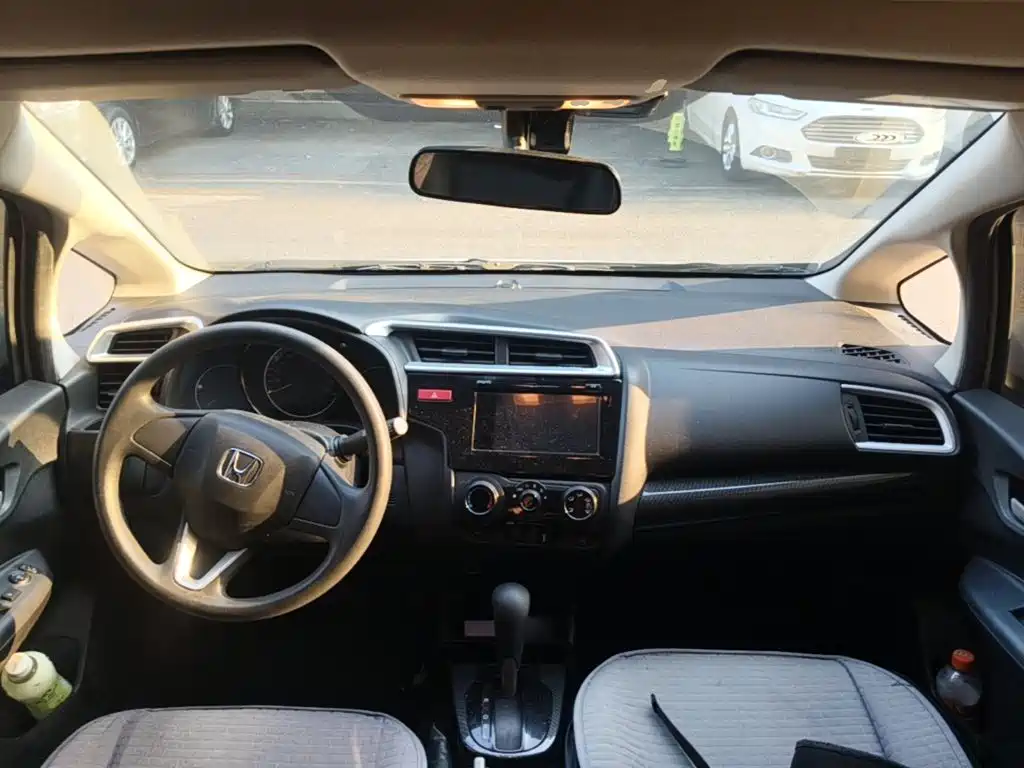 Honda Fit — миниатюра 10