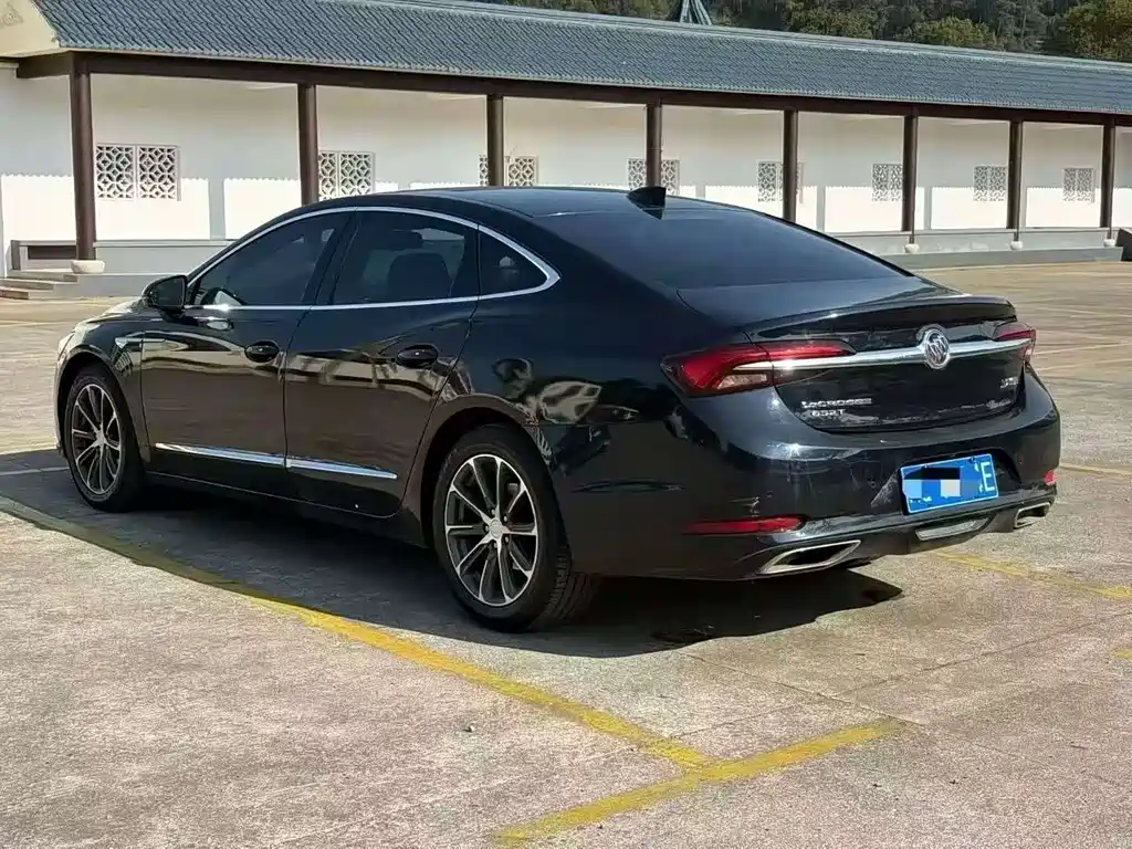 Buick LaCrosse 2020 652T Luxury