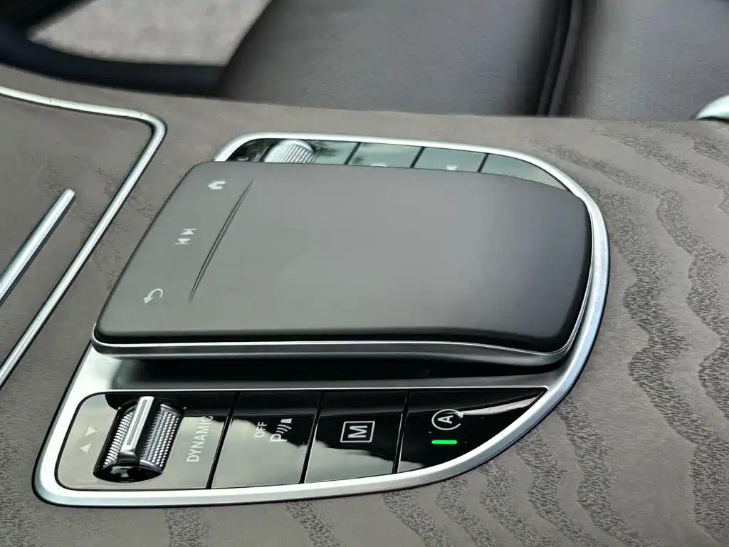 Mercedes-Benz GLC — миниатюра 16