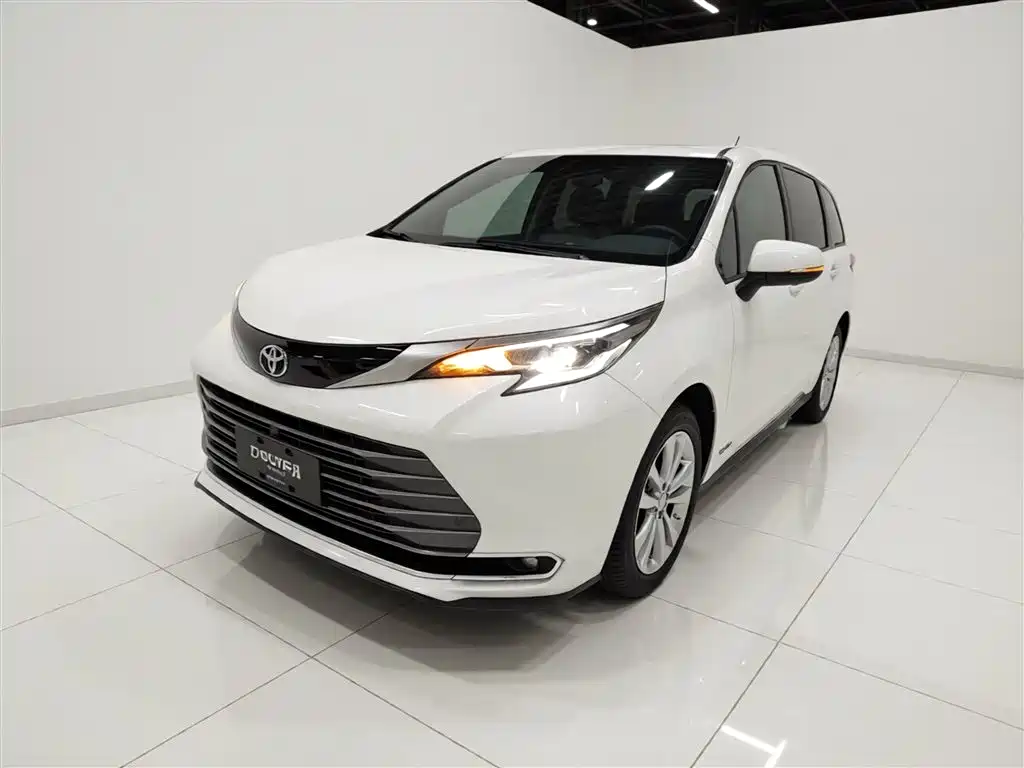 Toyota Sienna 2024