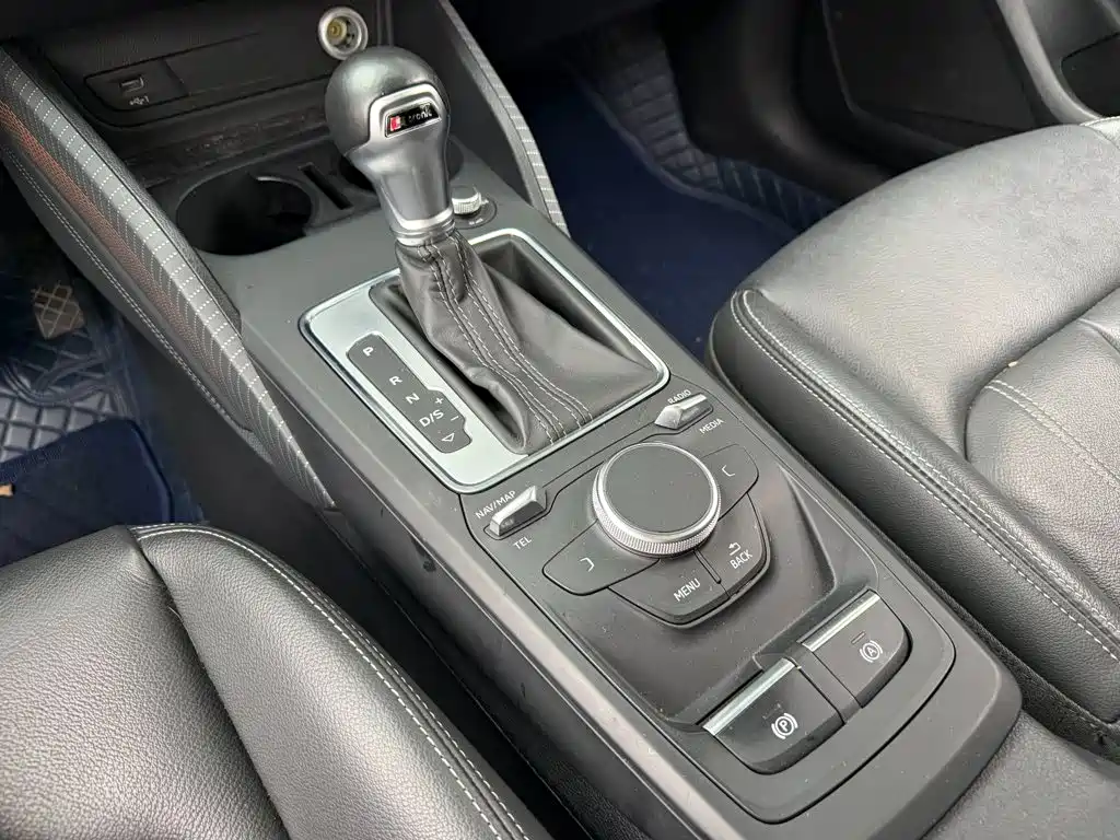 Audi Q2L — миниатюра 9