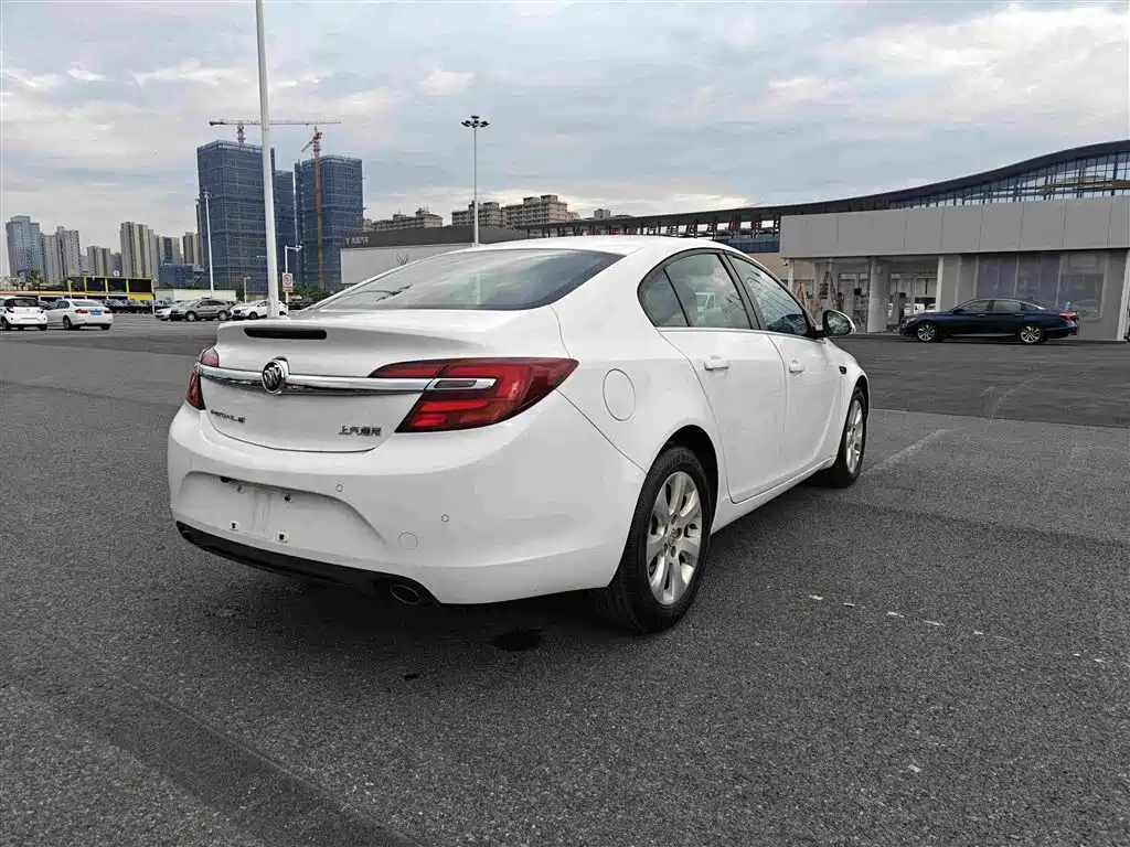 Buick Regal — миниатюра 5