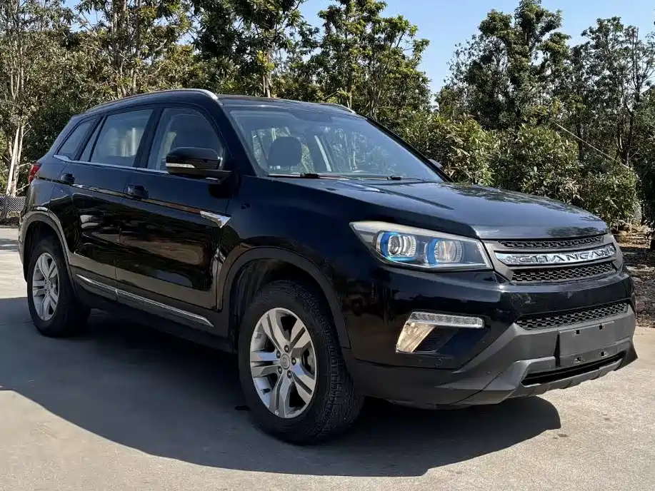 CHANGAN CS75