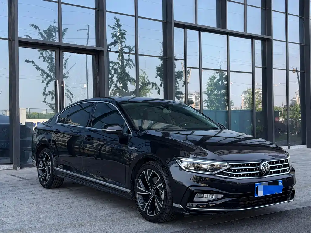 Volkswagen Magotan 2023 200 330TSI DSG Luxury
