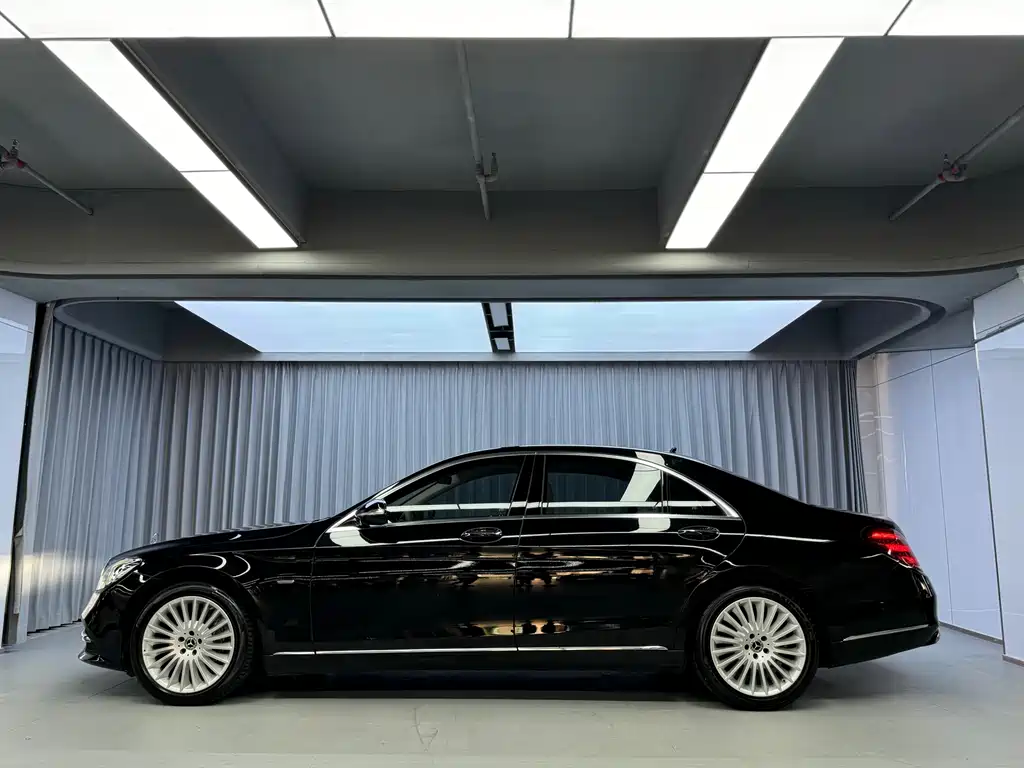 Mercedes-Benz S-Class — миниатюра 19