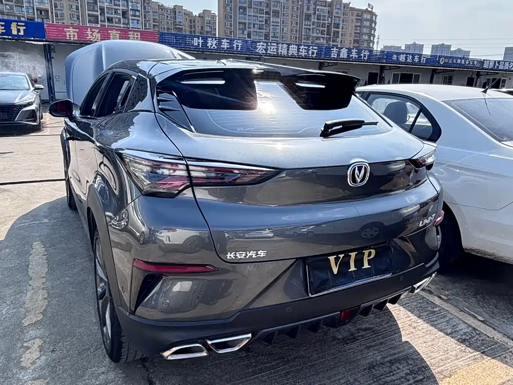 CHANGAN UNI T