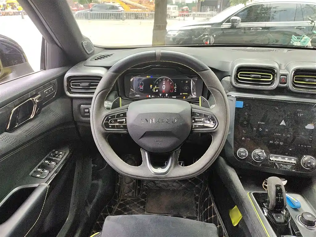 LYNK  03