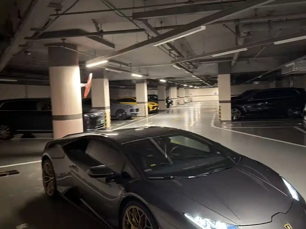 Lamborghini Huracán — миниатюра 2
