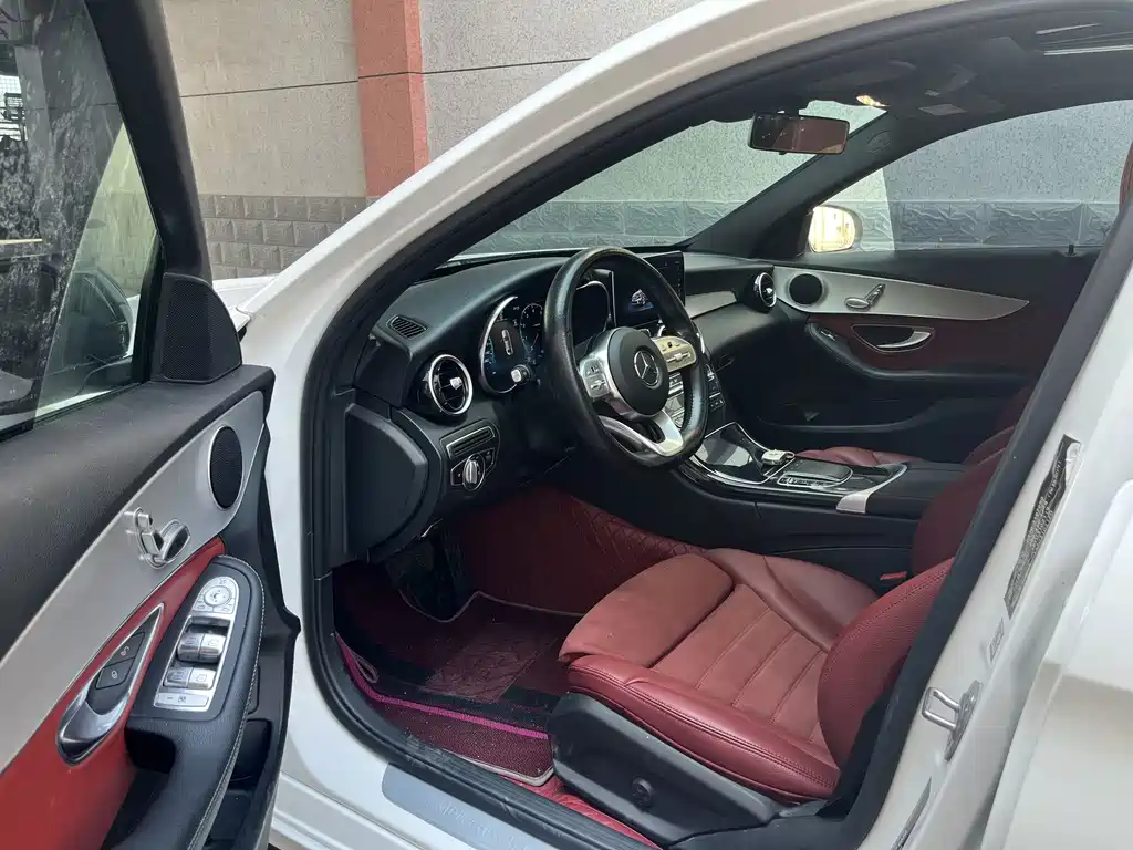 Mercedes-Benz C-Class — миниатюра 12