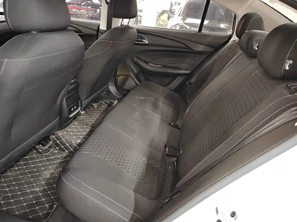 Roewe i5 — миниатюра 17