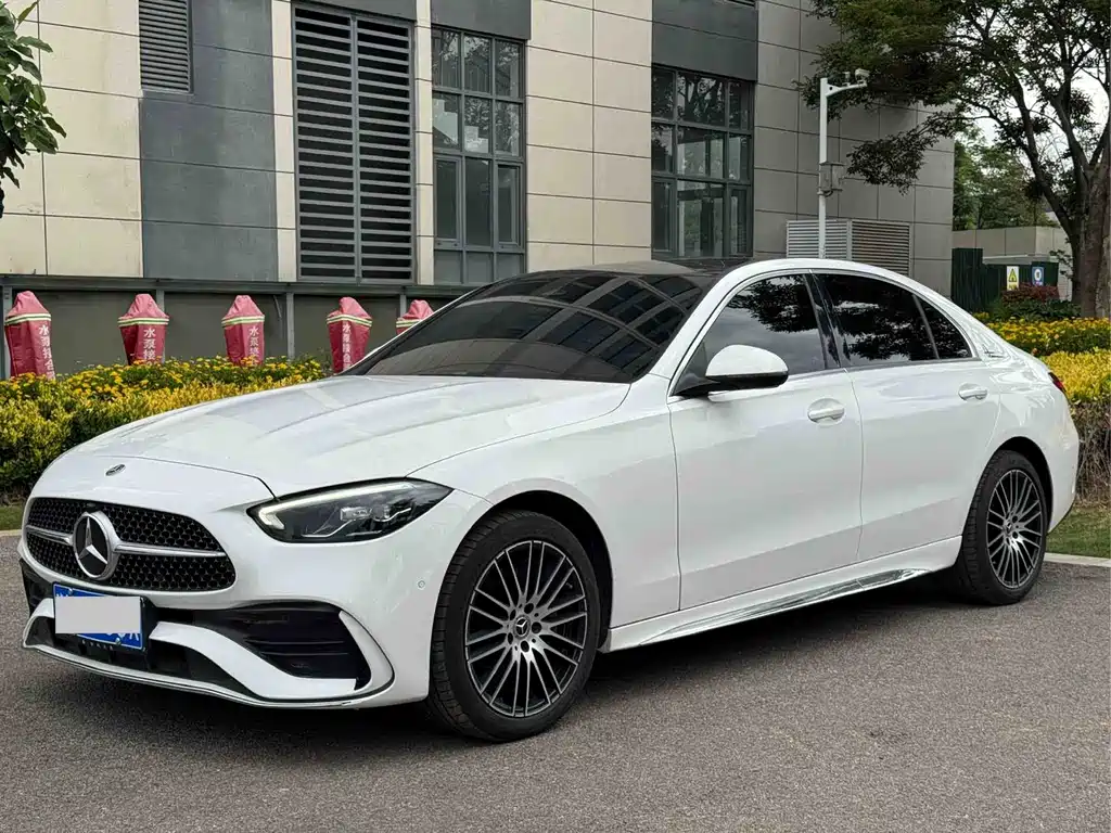 Mercedes-Benz C-Class 2022