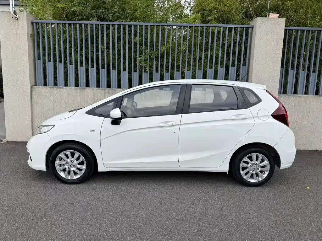 Honda Fit — миниатюра 3