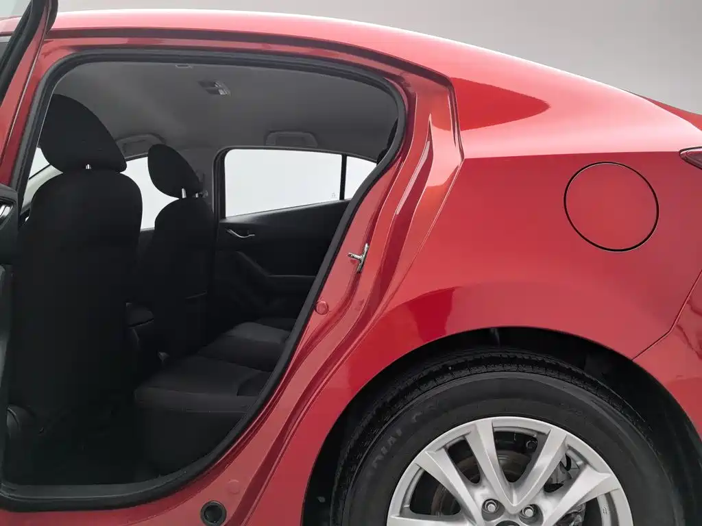 Mazda 3 Axela — миниатюра 15