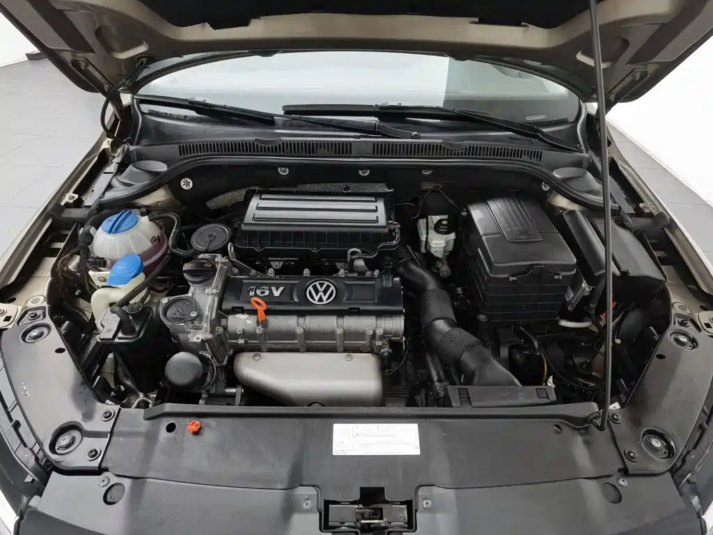 Volkswagen Sagitar — миниатюра 6