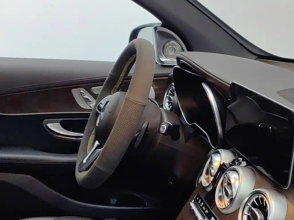 Mercedes-Benz GLC — миниатюра 22