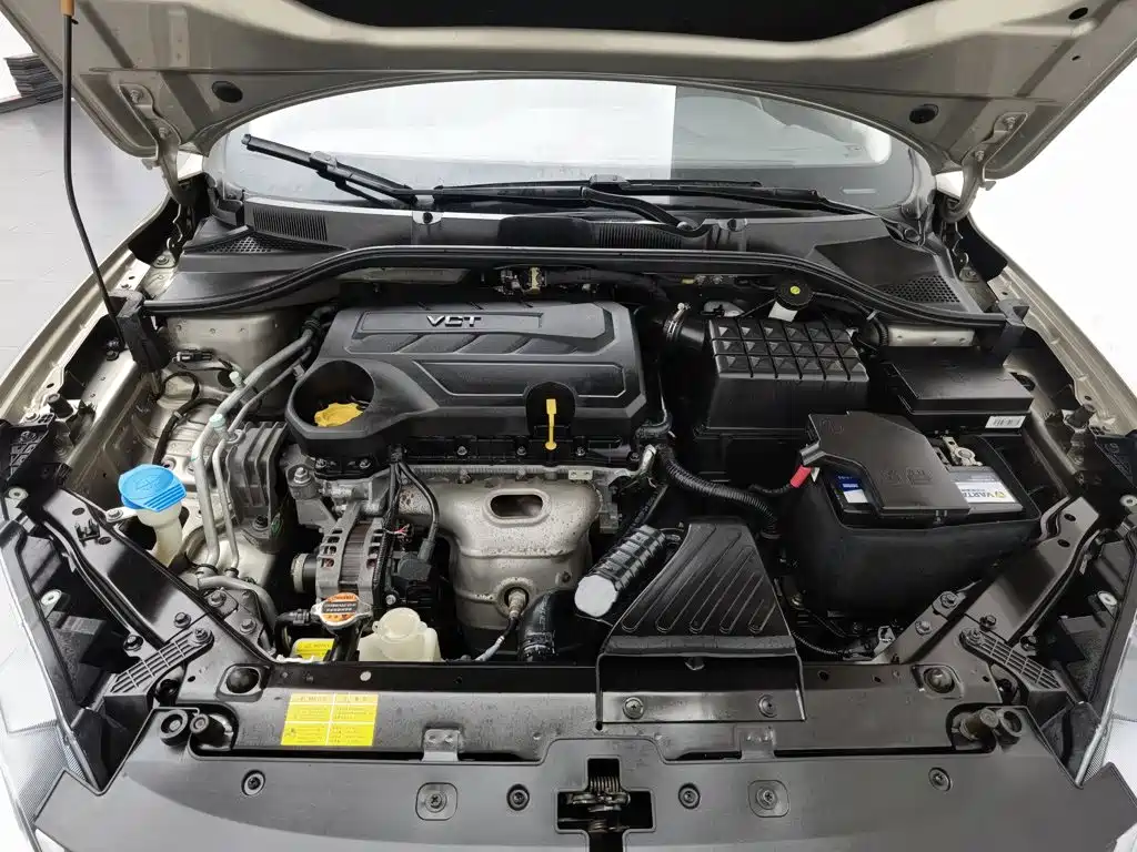 Roewe 360 — миниатюра 6