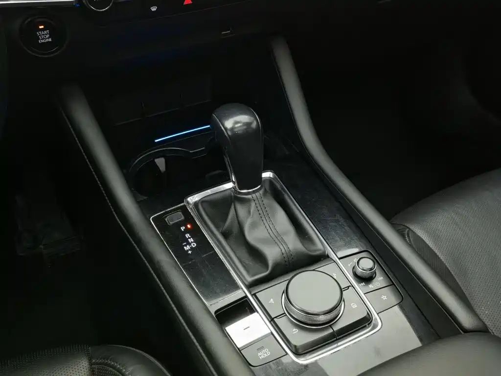 Mazda 3 Axela — миниатюра 13