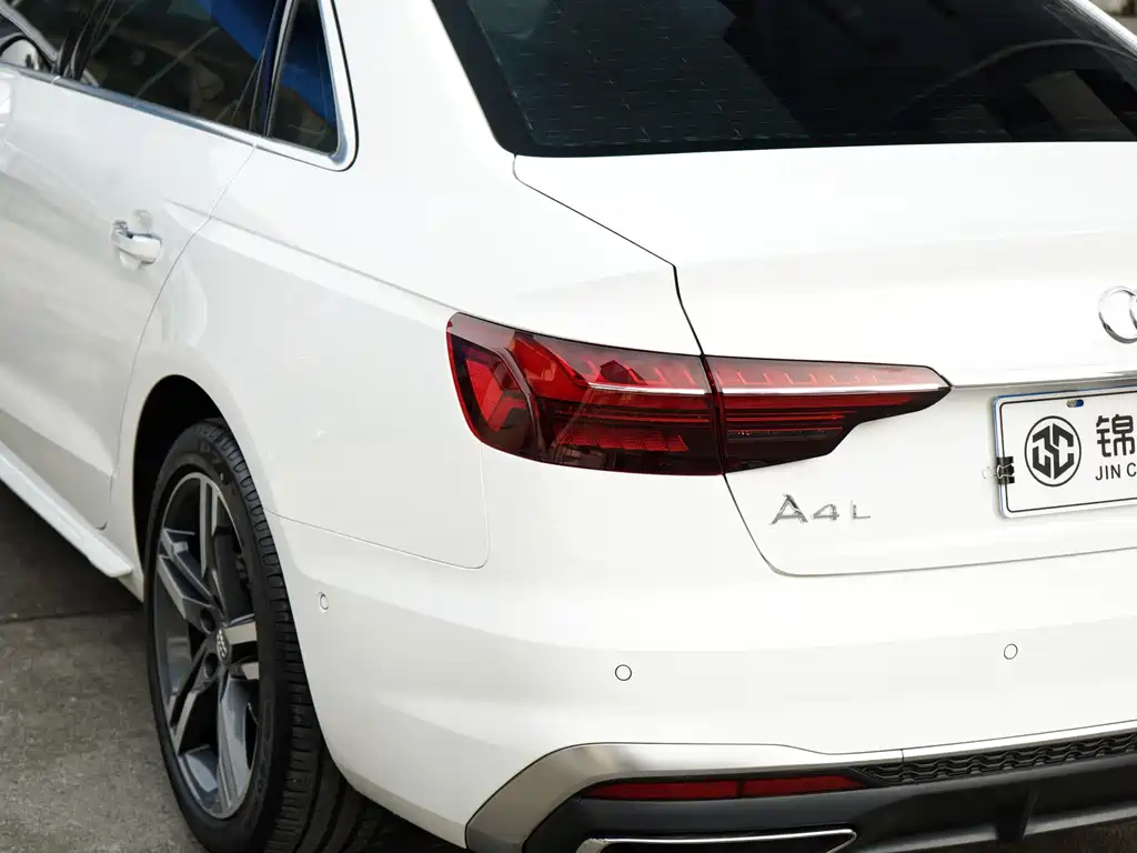 Audi A4L — миниатюра 18