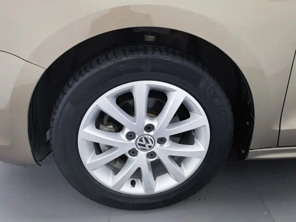 Volkswagen Sagitar — миниатюра 17