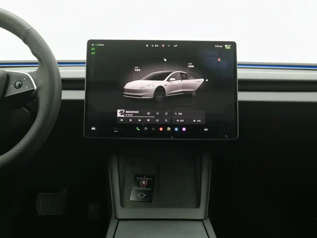Tesla Model 3 — миниатюра 12