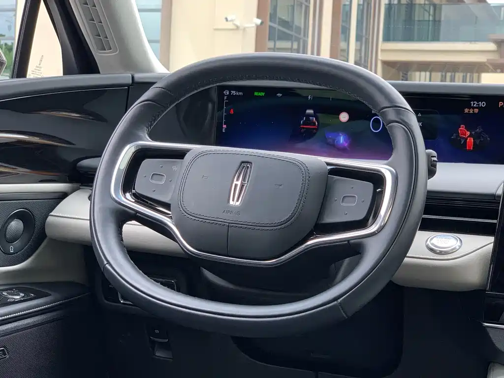Lincoln Nautilus — миниатюра 21