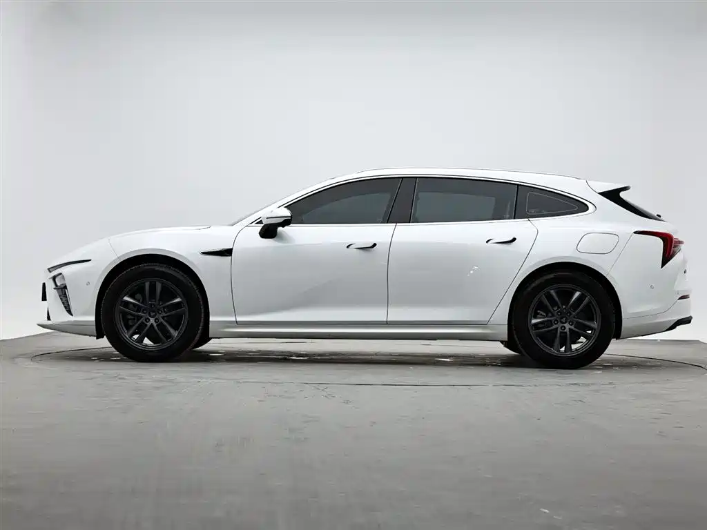Neta S Shooting Brake — миниатюра 5