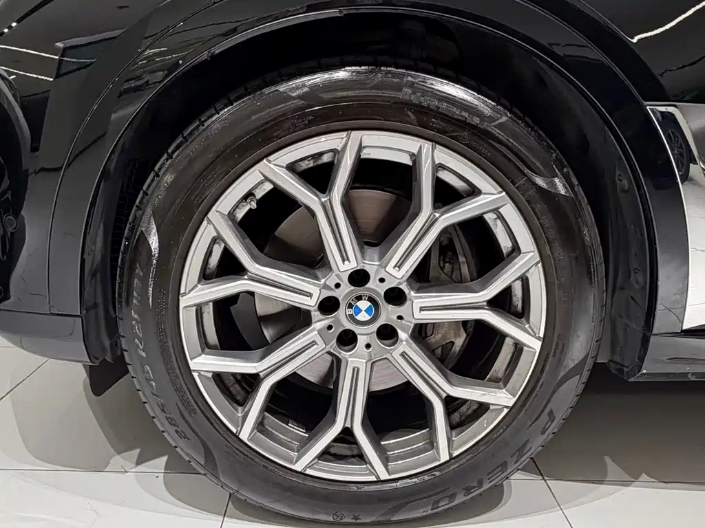 BMW X7 — миниатюра 19