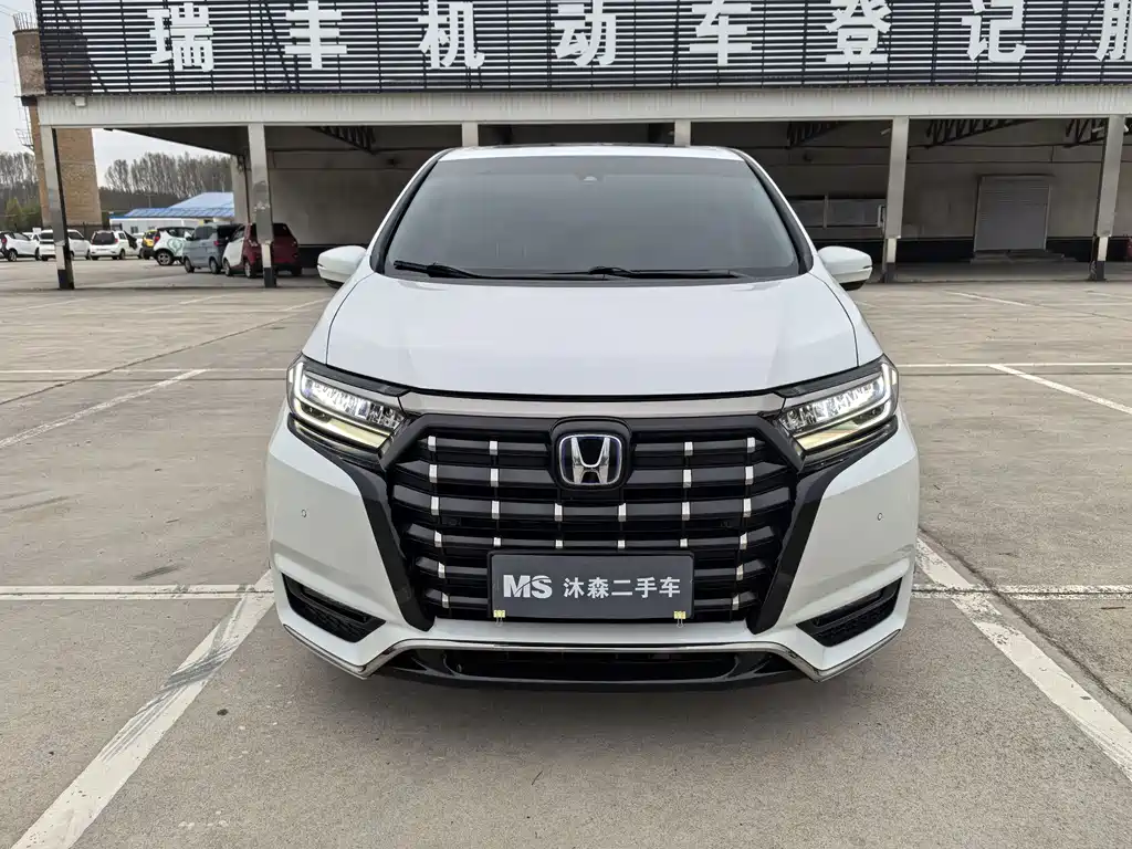 Honda Elysion — миниатюра 2