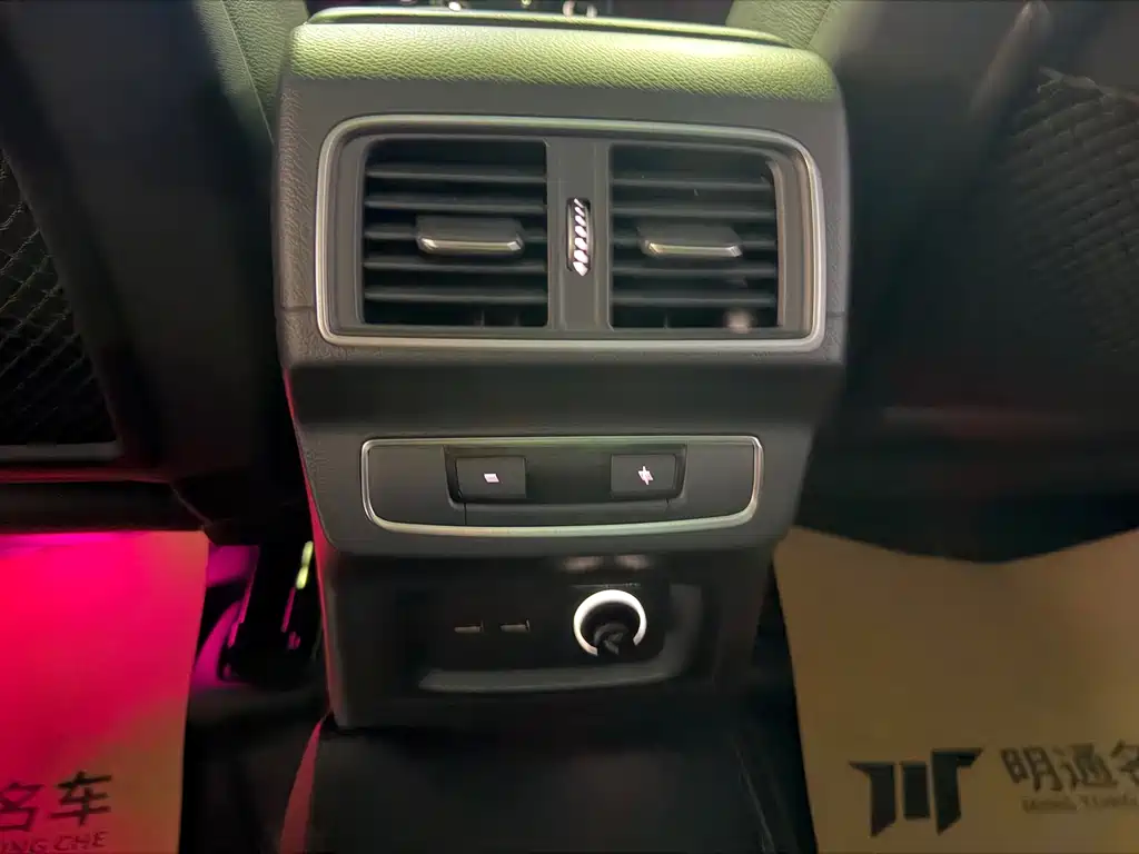 Audi Q5L — миниатюра 14