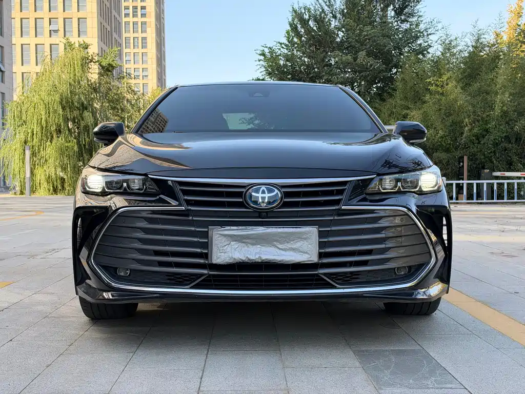 Toyota Avalon — миниатюра 2