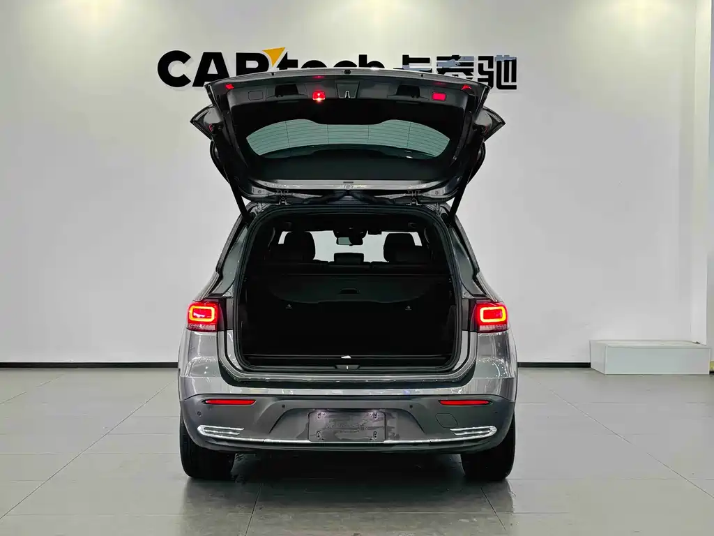Mercedes-Benz EQB — миниатюра 7