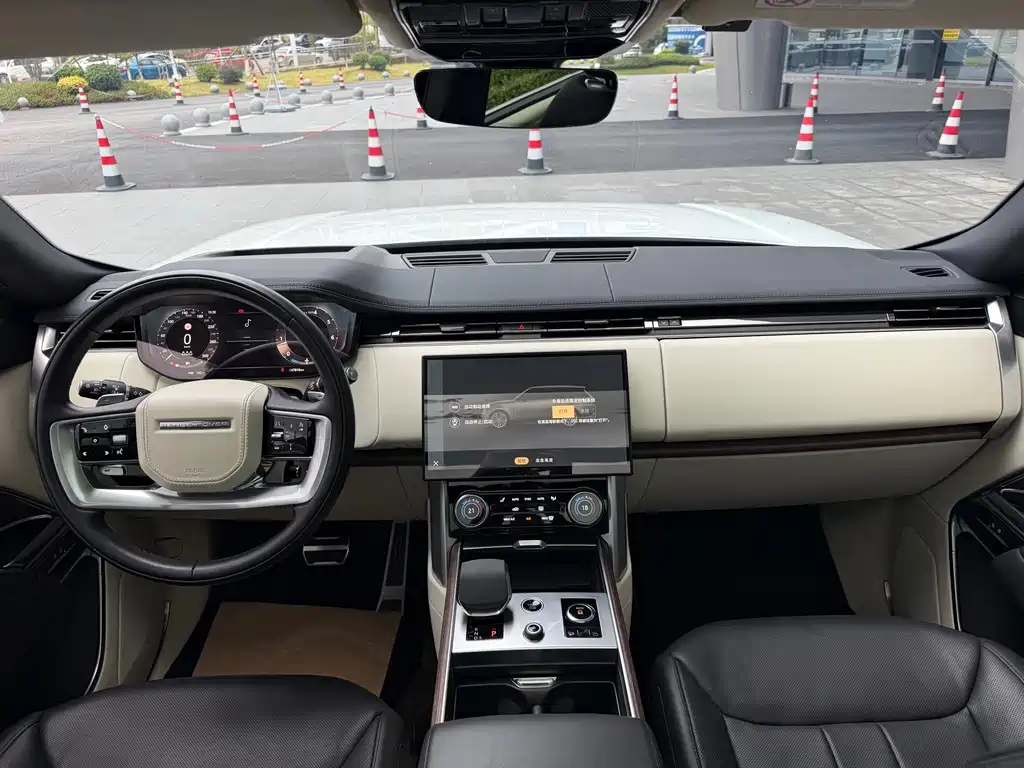 Land Rover Range Rover — миниатюра 14