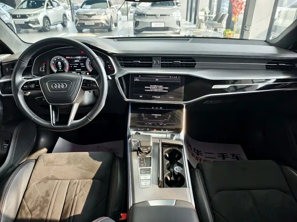 Audi A6L 2024 45 TFSI