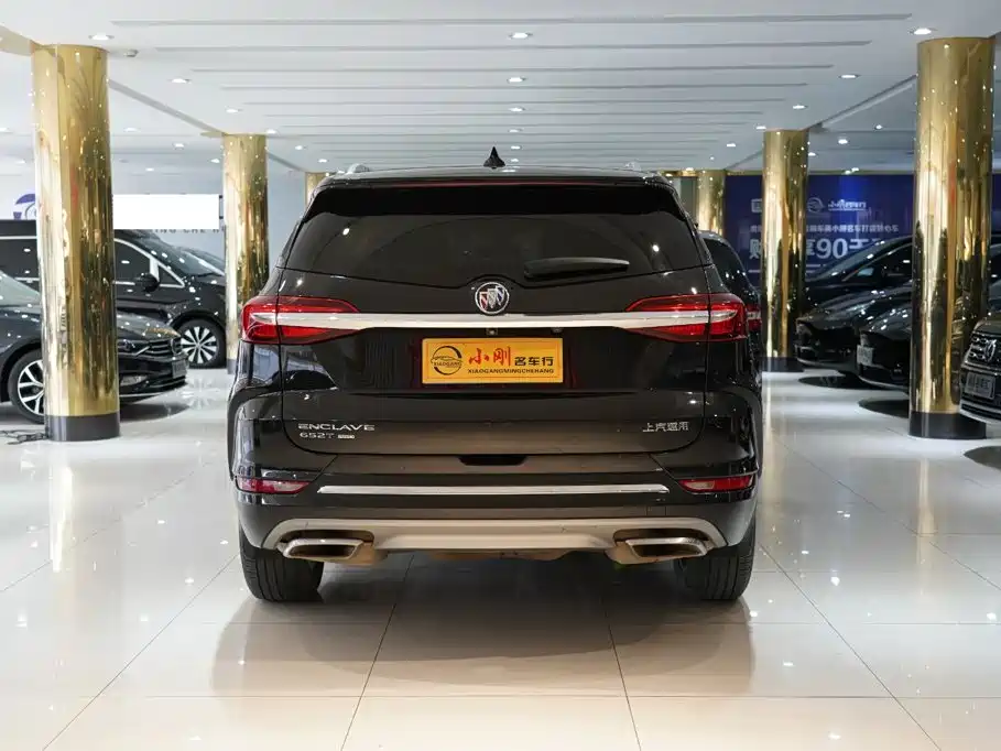Buick Enclave — миниатюра 23