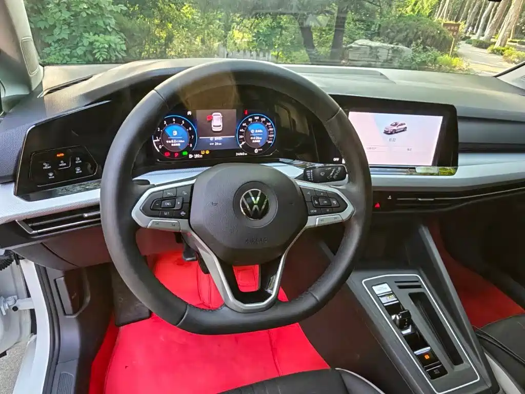 Volkswagen Golf — миниатюра 8