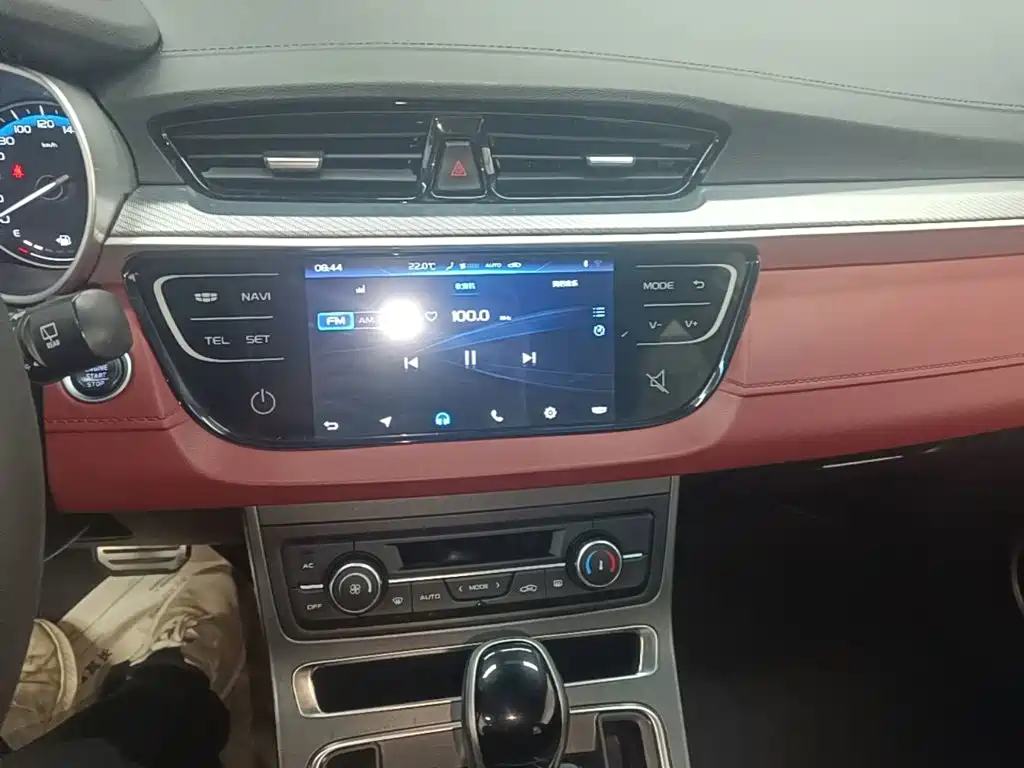 Geely Vision S1 — миниатюра 13