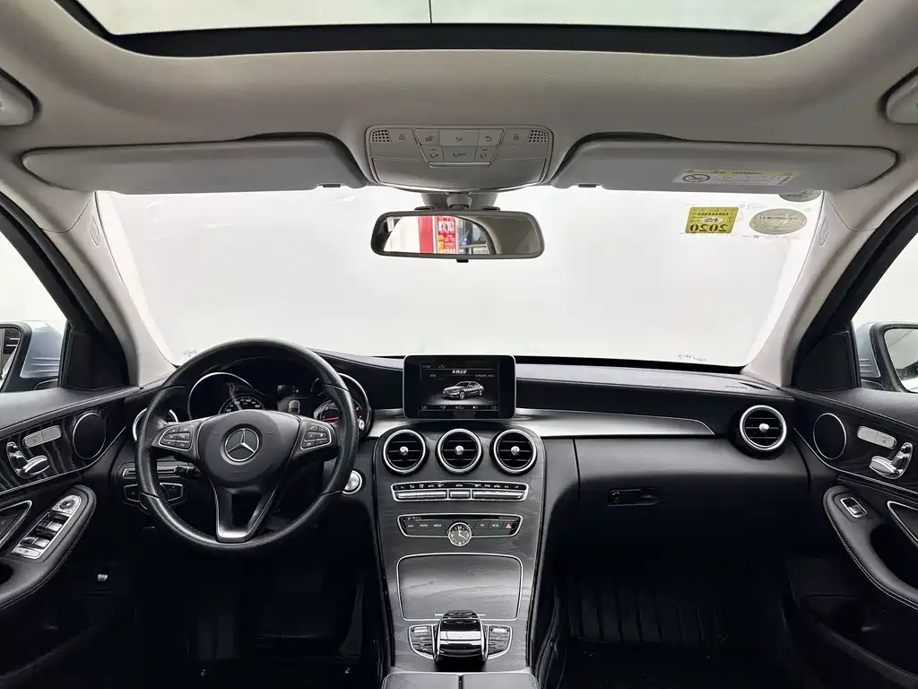 Mercedes-Benz C-Class — миниатюра 17