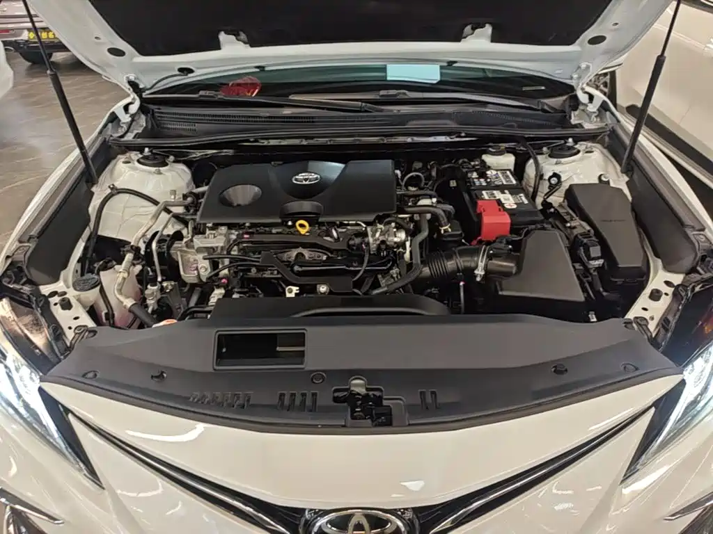 Toyota Camry — миниатюра 20