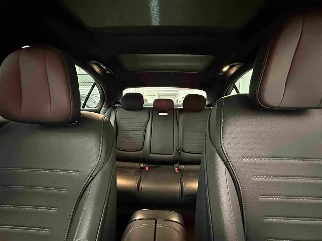 Mercedes-Benz C-Class — миниатюра 18