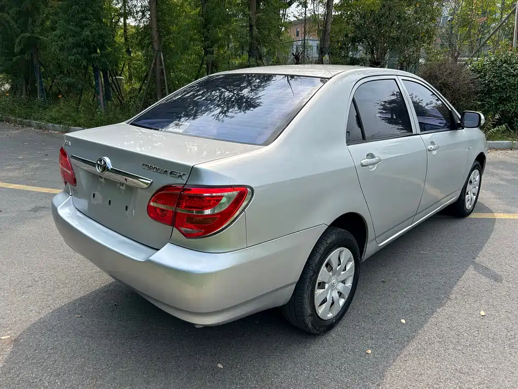 Toyota Corolla — миниатюра 4