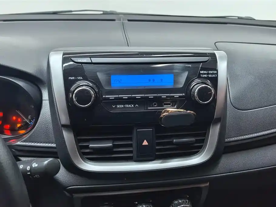 TOYOTA YARIS L ZHIXUAN