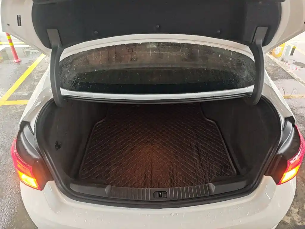 Buick Verano — миниатюра 19