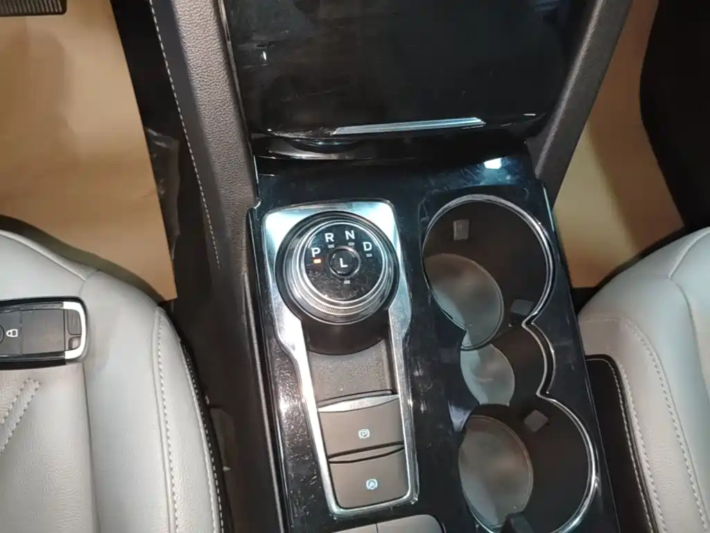 Ford Escape — миниатюра 14
