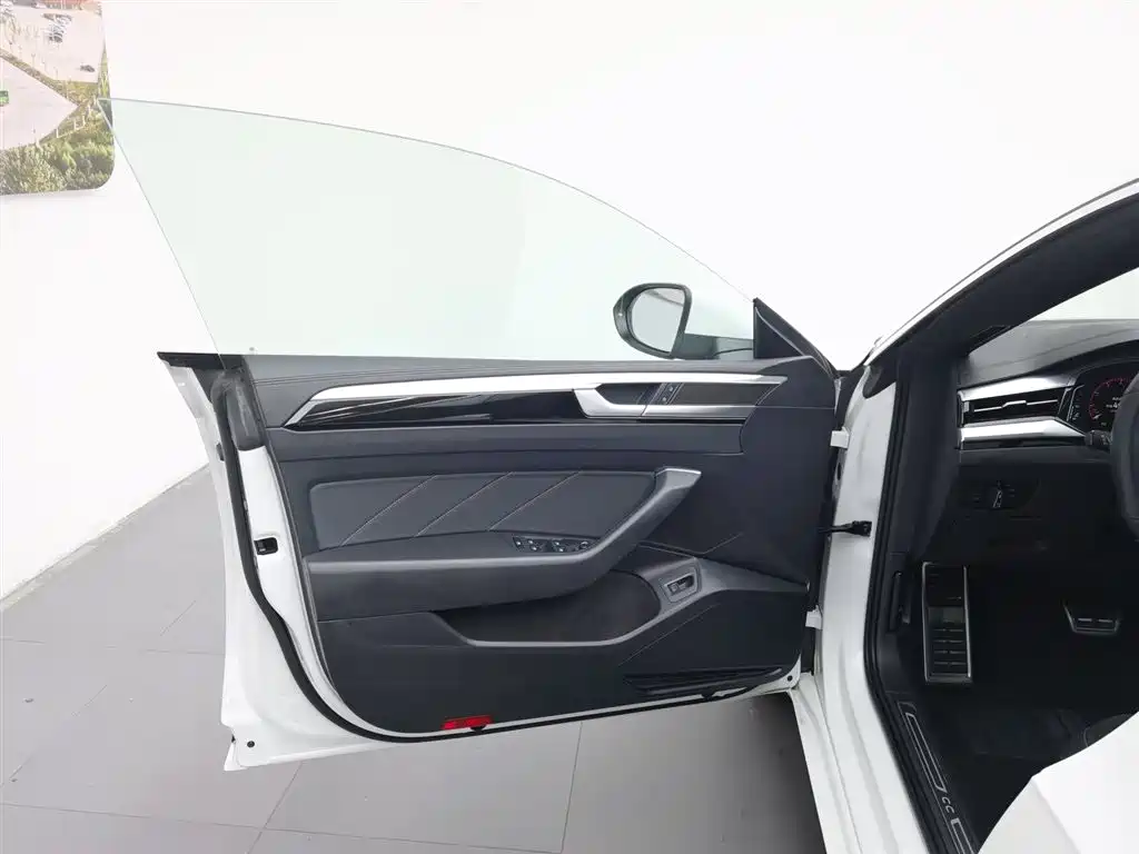 Volkswagen FAW - Passat CC CC 2023 330TSI