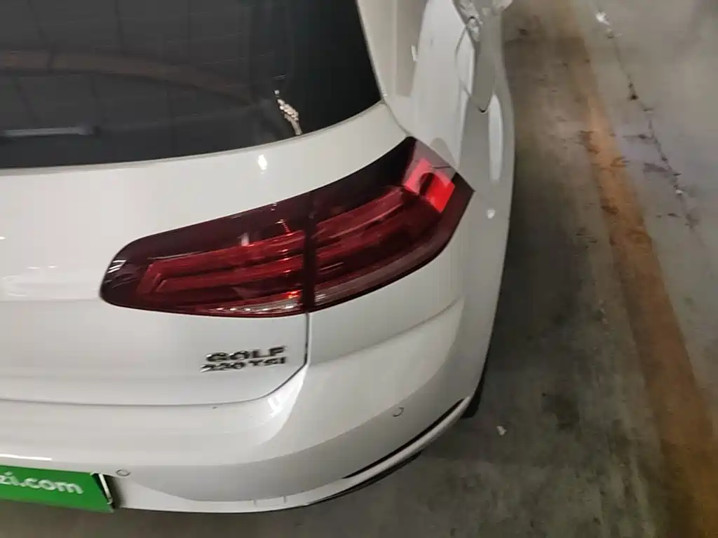 Volkswagen Golf — миниатюра 8
