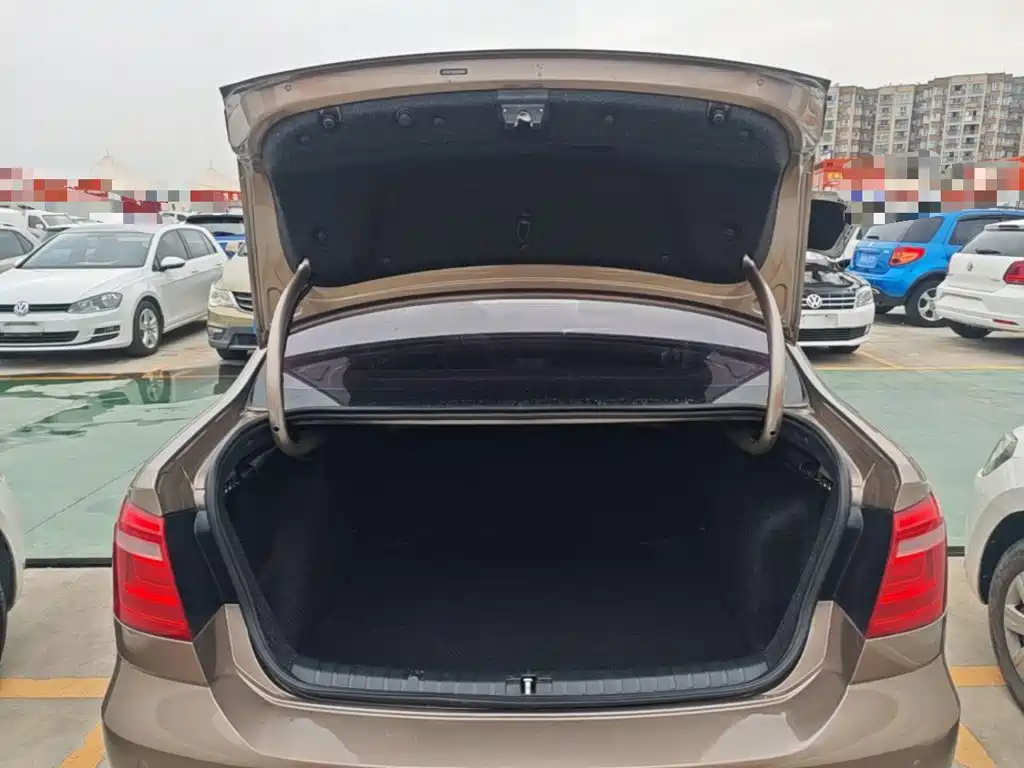 Volkswagen Bora — миниатюра 19