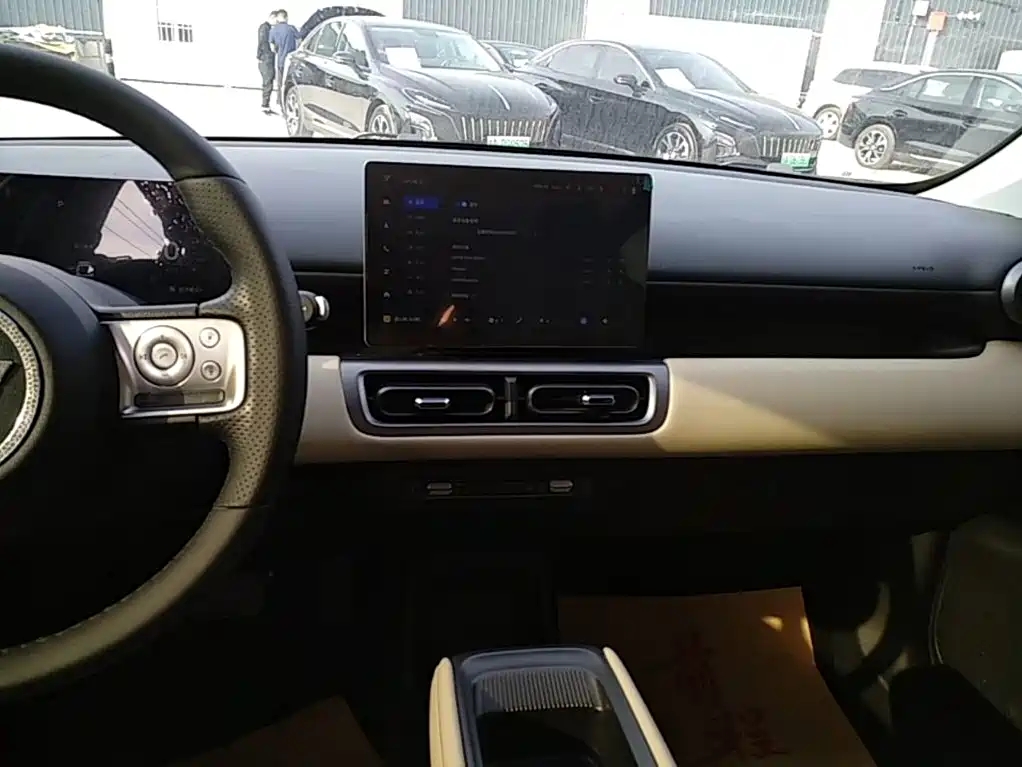 Wuling Bingo PLUS — миниатюра 13